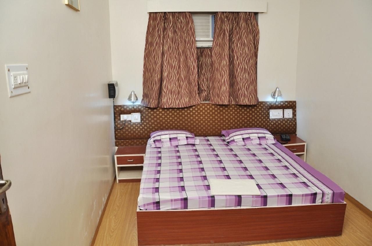 Hotel Savoy - Since 1951 Jaipur Bagian luar foto